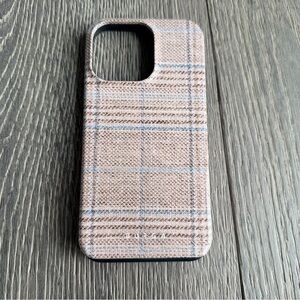 Burga Cosy Sweater iPhone 15 Pro Case
